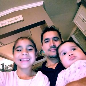 Meet your Posher, Cornelio